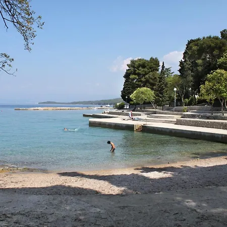Luxury With A Swimming Pool Kremenici, Krk - 25986 Malinska