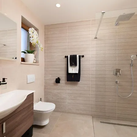 Villa Luxury With A Swimming Pool Kremenici, Krk - 25986